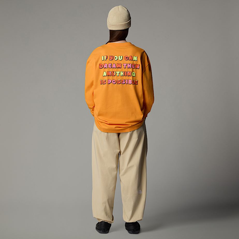 Camiseta The North Face X Yinka Ilori Graphic Long-Sleeve Masculino Abricó | NF0A08F0R